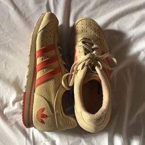 Retro Adidas La Marque Trainers